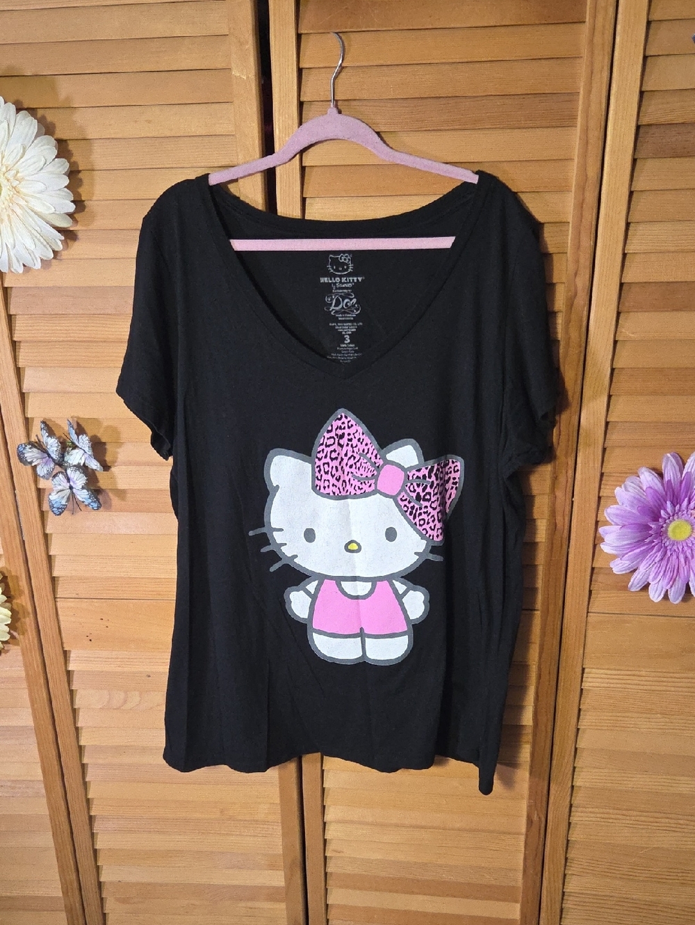 Torrid Hello Kitty Black Shirt with Pink Bow and Outfit